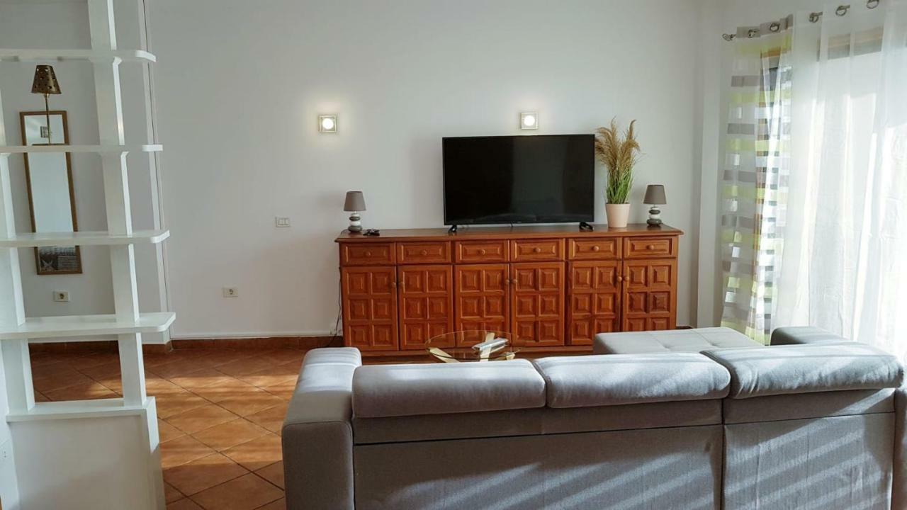 Apartamento Amplio Y Tranquilo Con Vistas Los Realejos Exterior photo